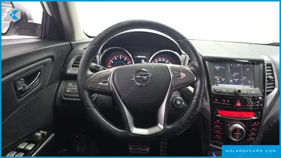 KGM - SSANGYONG TIVOLI LX 2WD