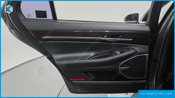 GENESIS EQ900 3.8 GDI AWD