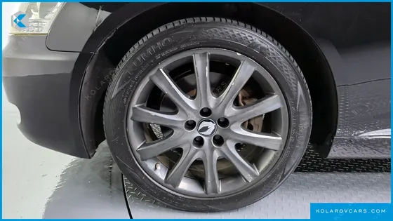 KGM - SSANGYONG CHAIRMAN CW600