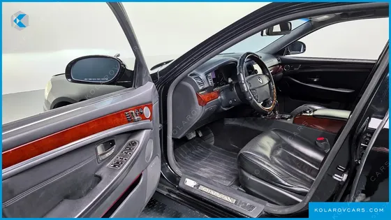 KGM - SSANGYONG CHAIRMAN CW600