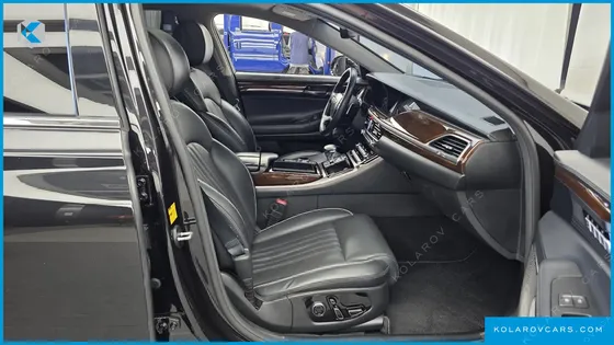 GENESIS EQ900 5.0 GDI AWD