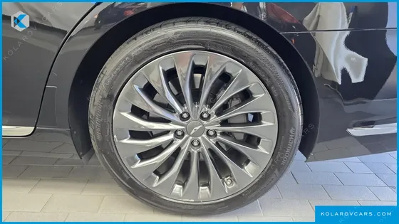 GENESIS EQ900 5.0 GDI AWD