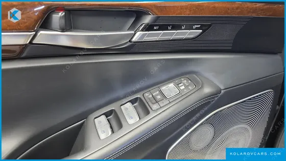 GENESIS EQ900 5.0 GDI AWD