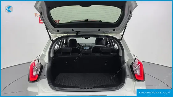 KGM - SSANGYONG TIVOLI VX 2WD