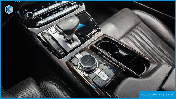 GENESIS EQ900 3.8 GDI AWD