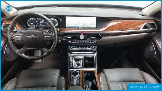 GENESIS EQ900 5.0 GDI AWD LIMOUSINE