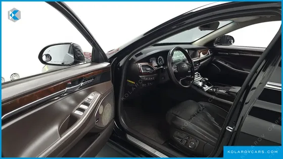 GENESIS EQ900 5.0 GDI AWD LIMOUSINE