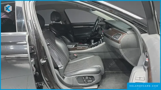 GENESIS EQ900 3.8 GDI AWD