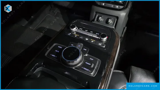 GENESIS EQ900 3.8 GDI AWD