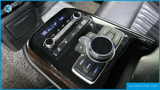 GENESIS EQ900 3.8 GDI
