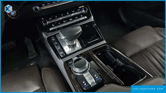 GENESIS EQ900 3.8 GDI AWD