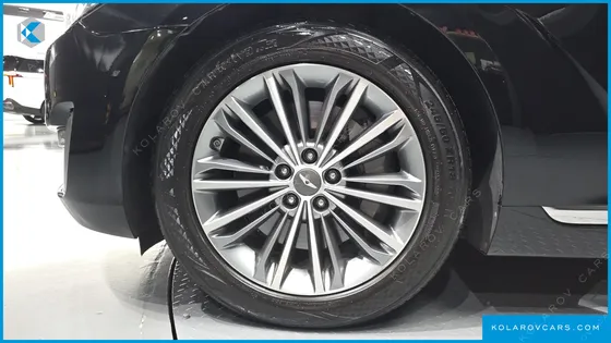 GENESIS EQ900 3.8 GDI AWD