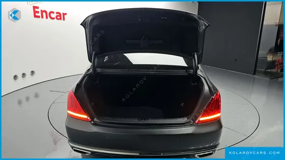 GENESIS EQ900 3.8 GDI AWD