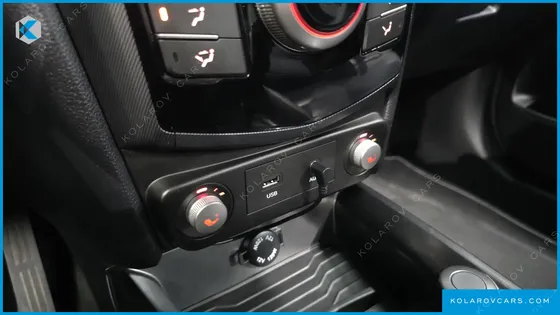 KGM - SSANGYONG TIVOLI VX 2WD