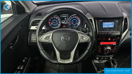 KGM - SSANGYONG TIVOLI LX 2WD