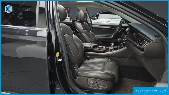 GENESIS EQ900 3.8 GDI AWD