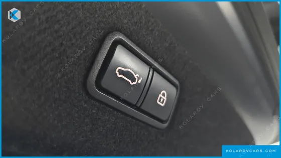 GENESIS EQ900 3.8 GDI AWD