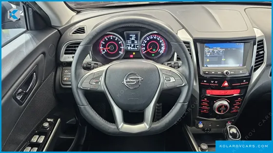 KGM - SSANGYONG TIVOLI LX 2WD