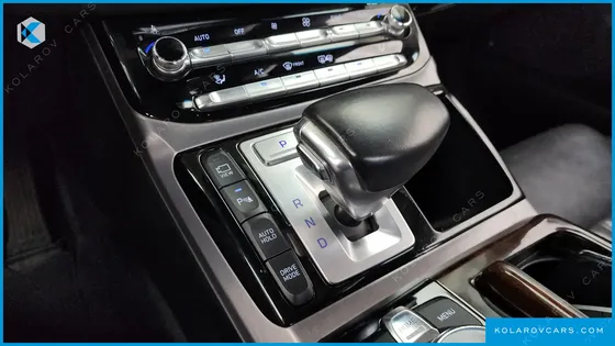 GENESIS EQ900 3.8 GDI AWD