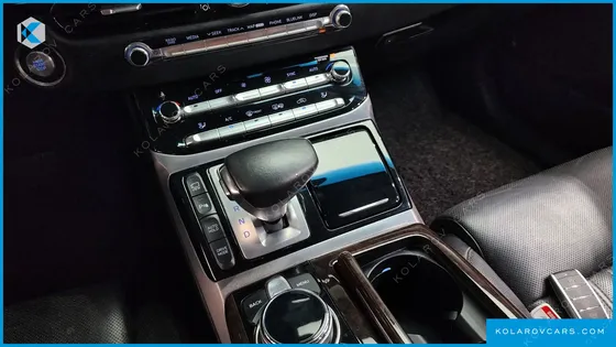 GENESIS EQ900 3.8 GDI AWD