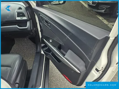 KGM - SSANGYONG TIVOLI LX 2WD