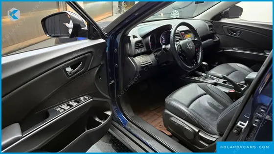KGM - SSANGYONG TIVOLI VX 2WD