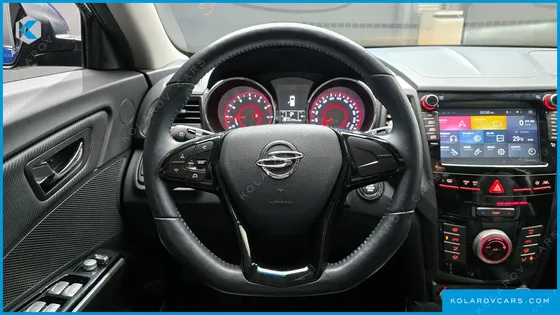 KGM - SSANGYONG TIVOLI VX 2WD