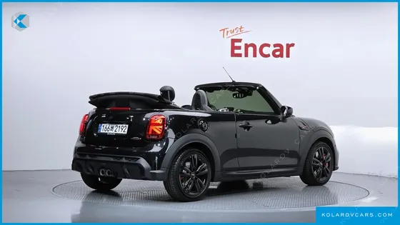 MINI COOPER CONVERTIBLE JCW