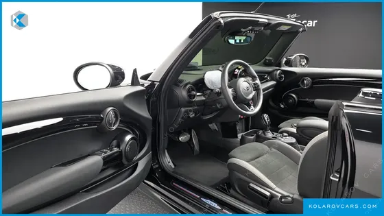MINI COOPER CONVERTIBLE JCW