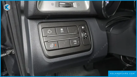 KGM - SSANGYONG TIVOLI LX 2WD