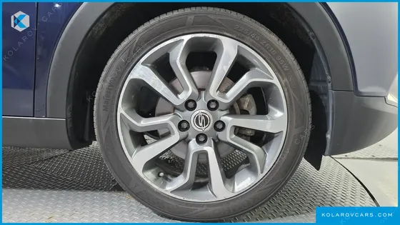KGM - SSANGYONG TIVOLI LX 2WD