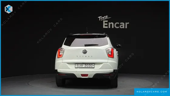 KGM - SSANGYONG TIVOLI LX 2WD