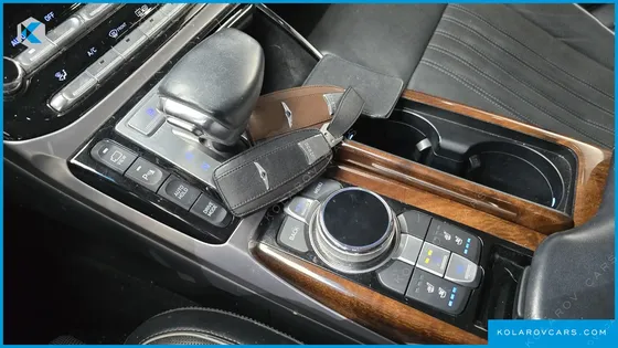 GENESIS EQ900 3.8 GDI AWD