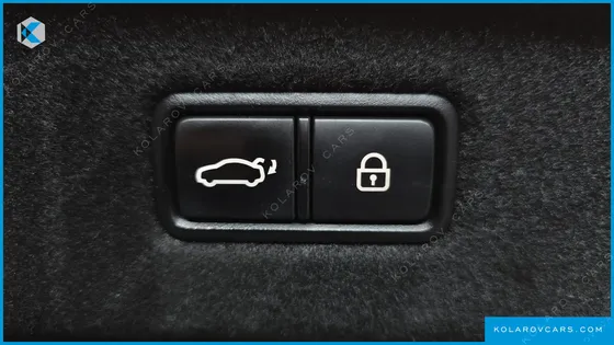 GENESIS EQ900 3.8 GDI AWD