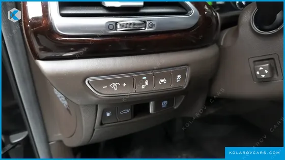 GENESIS EQ900 5.0 GDI AWD