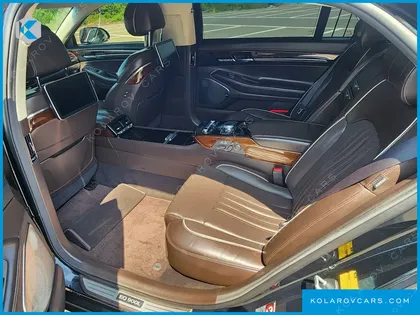 GENESIS EQ900 5.0 GDI AWD LIMOUSINE