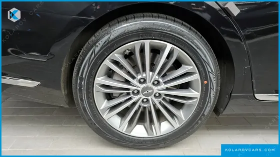 GENESIS EQ900 3.8 GDI AWD