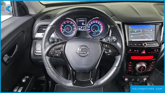KGM - SSANGYONG TIVOLI LX 2WD