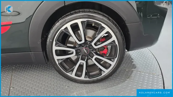 MINI CLUBMAN JCW