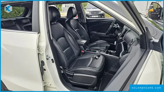 KGM - SSANGYONG TIVOLI LX 2WD