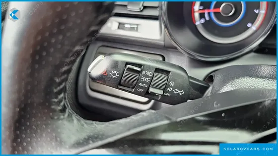 KGM - SSANGYONG TIVOLI LX 2WD