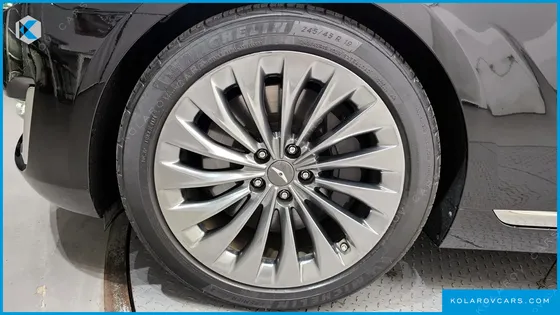 GENESIS EQ900 5.0 GDI AWD