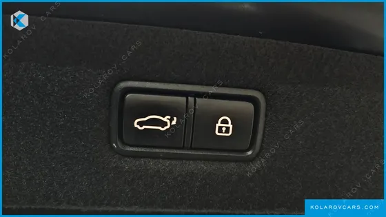 GENESIS EQ900 5.0 GDI AWD