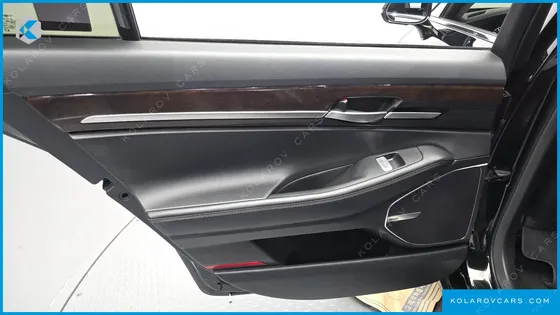 GENESIS EQ900 3.8 GDI AWD
