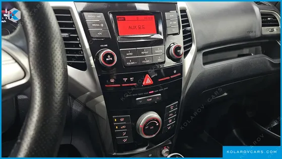 KGM - SSANGYONG TIVOLI VX 2WD