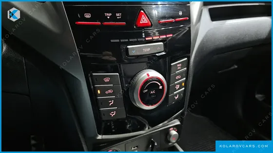 KGM - SSANGYONG TIVOLI VX 2WD