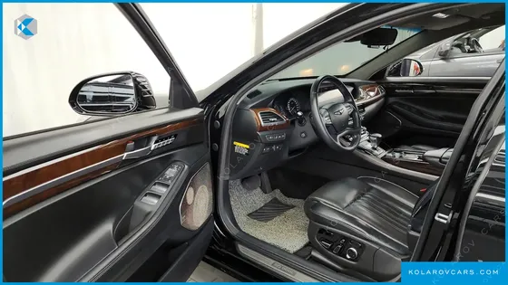 GENESIS EQ900 5.0 GDI AWD LIMOUSINE