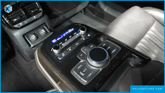 GENESIS EQ900 3.8 GDI AWD