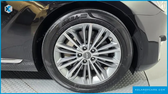 GENESIS EQ900 3.8 GDI AWD