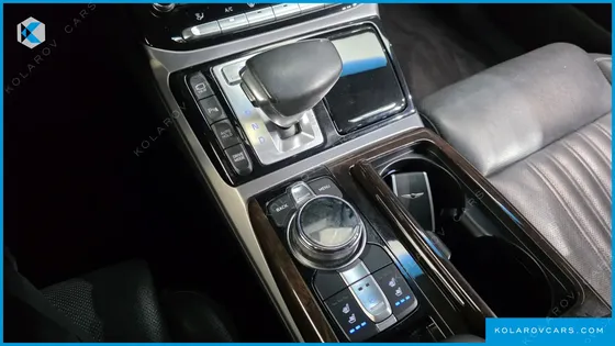 GENESIS EQ900 3.8 GDI AWD